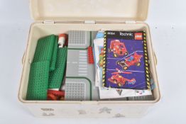 A QUANTITY OF UNBOXED ASSORTED LEGO, c.1980's, includes some Duplo, Technics parts and some