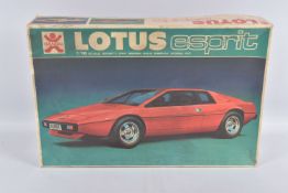 A 1:16 SCALE BANDAI LOTUS ESPTIT UNBUILT KIT, sporty car series no. 3, numbered 8024, model