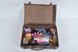 AN UNBOXED PEDIGREE SINDY DOLL, OUTFITS AND ACCESSORIES, doll is a soft vinyl head Sindy in