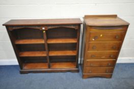 AN OLD CHARM OAK SIDE BY SIDE OPEN BOOKCASE, width 123cm x depth 29cm x height 107cm, along with