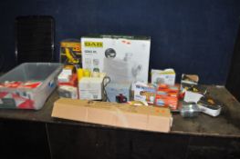 A TRAY CONTAINING PLUMBING TOOLS AND ACCESSORIES including gas regulators, an Antex Pipemaster, a