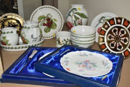 A GROUP OF NAMED CERAMICS, to include Portmeirion 'Pomona' vase height 26cm, two jugs, two plates,