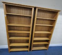 A PAIR OF MODERN LIGHT OAK OPEN BOOKCASES, width 90cm x depth 30cm x height 180cm, condition report: