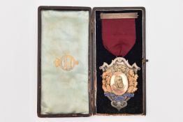 A CASED SILVER 'ANCIENT ORDER OF DRUIDS' MEDAL WITH RIBBON, large medal with rose metal centre piece