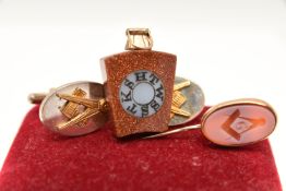 A SMALL ASSORTMENT OF MASONIC JEWELLERY, to include a yellow metal and carnelian intaglio stick pin,