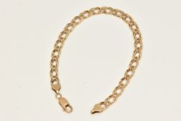 A YELLOW METAL DOUBLE LINK CHAIN BRACELET, fitted with a lobster clasp, length 220mm, approximate