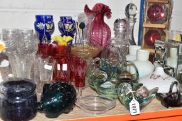 A GROUP OF GLASS WARE, to include five Mdina glass bowls, a white bud vase painted with