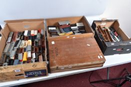 A QUANTITY OF UNBOXED ASSORTED OO AND EM GAUGE MAINLY FREIGHT ROLLING STOCK, the OO gauge items