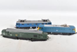 THREE UNBOXED TRI-ANG OO GAUGE LOCOMOTIVES, class EM2 electric locomotive No.27000, missing both