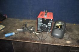 A WOLF WELD ARC 130T WELDING PLANT with a 30A round plug and a welding screen (UNTESTED)