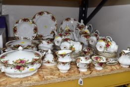A GROUP OF ROYAL ALBERT 'OLD COUNTRY ROSES' DINNER AND TEA WARE comprising two lidded tureens, a