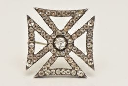 AN ANTIQUE PASTE SET MALTESE CROSS BROOCH, circular cut pastes set in white metal with rose metal