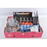 A QUANTITY OF BOXED AND UNBOXED CORINTHIAN FOOTBALL FIGURES, to include Premier League collection,