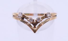 A 9 ct gold ring. Ring size S/T.