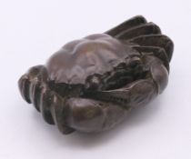 A bronze crab. 7 cm wide.