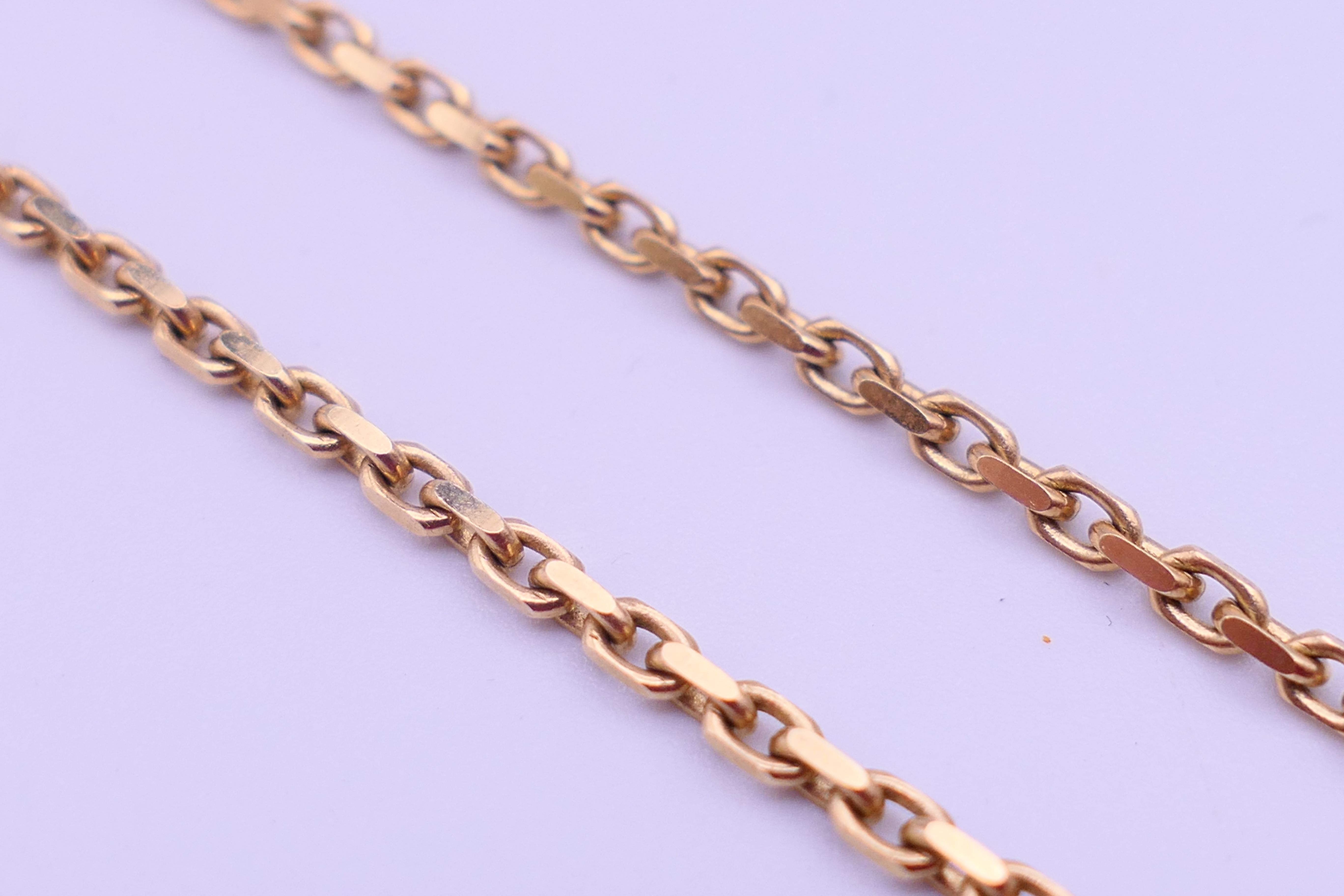 An 9 ct gold necklace. 55 cm long. 11.4 grammes. - Image 7 of 7
