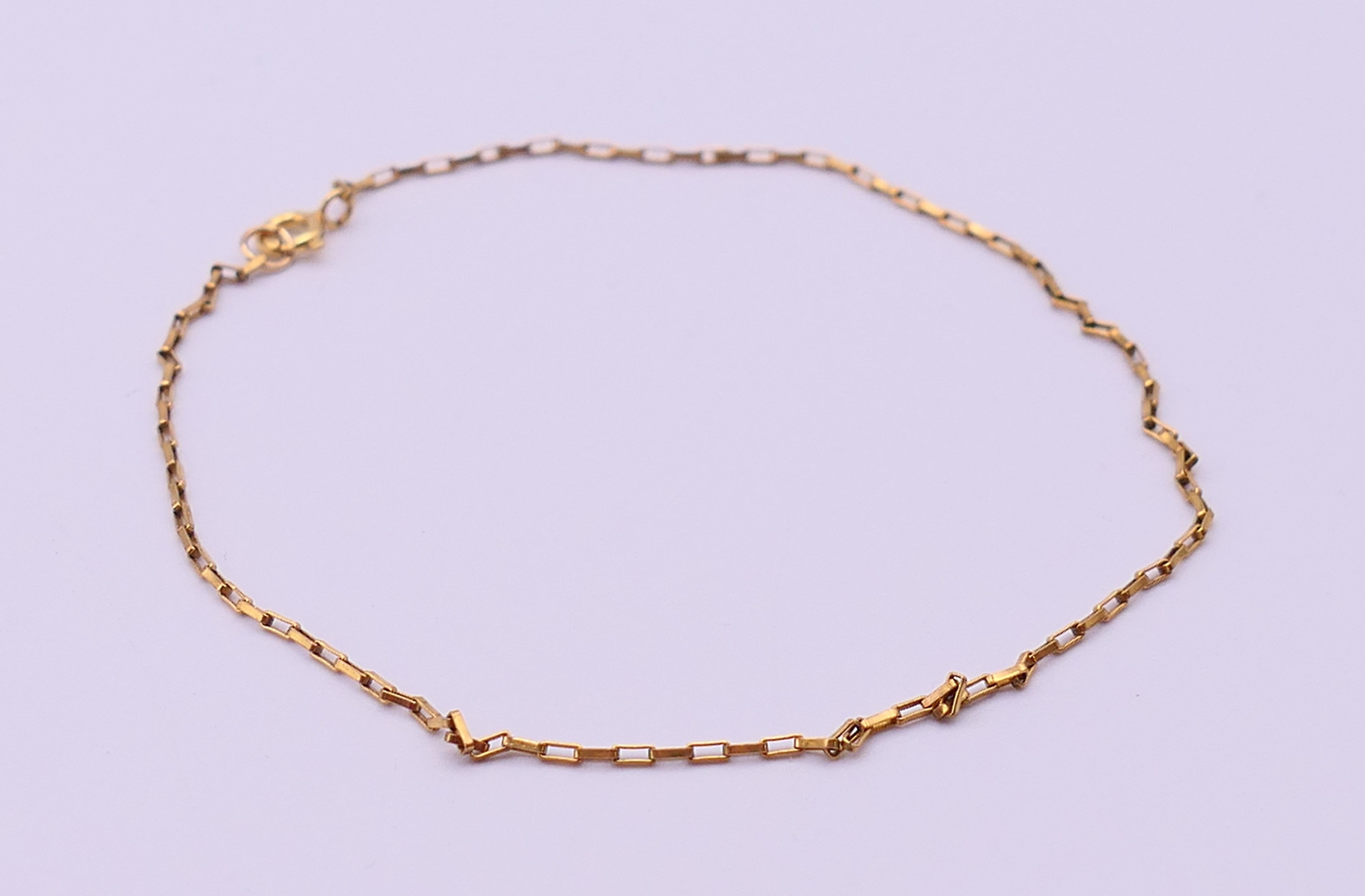 Two 1/20th 14 K gold-filled bracelets. 20 and 23 cm long. 2. - Image 2 of 8