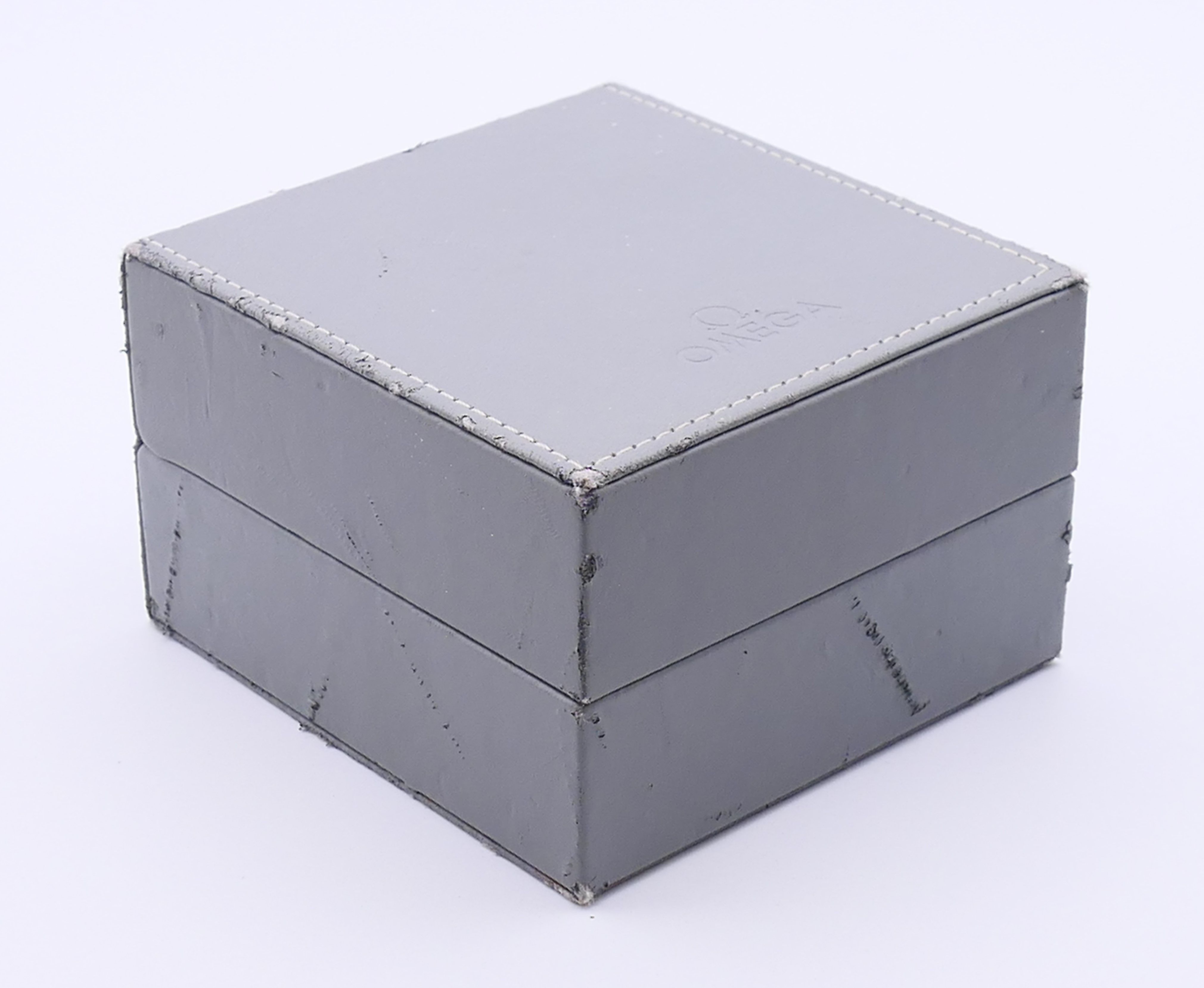 A boxed Omega Seamaster Professional 200M gentlemen's wristwatch. 4 cm wide. - Image 12 of 12