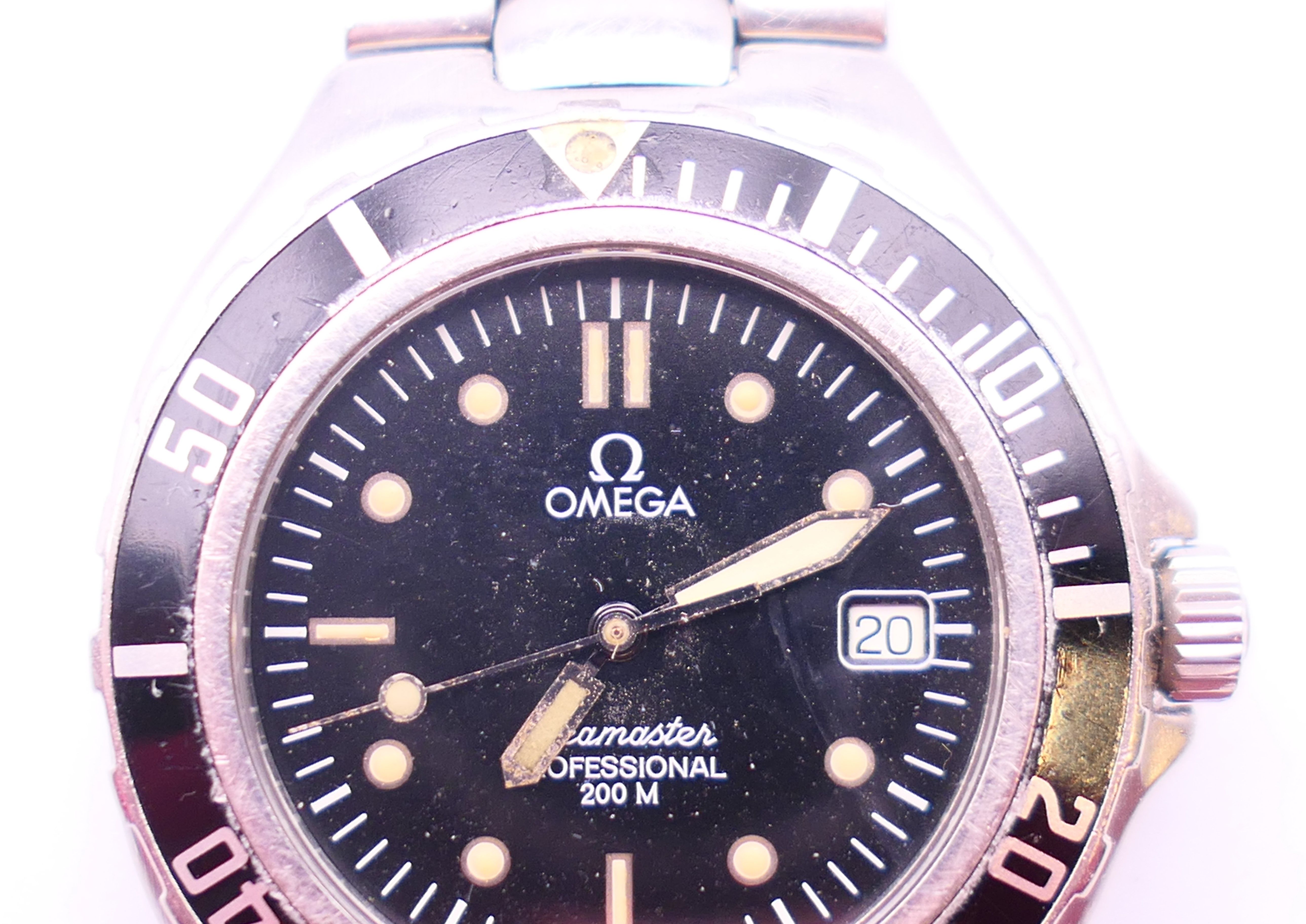 A boxed Omega Seamaster Professional 200M gentlemen's wristwatch. 4 cm wide. - Image 4 of 12