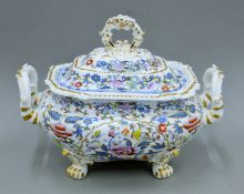 A Graingers Worcester porcelain lidded tureen. 37 cm wide.
