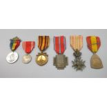 Five commemorative medals to incl. Belgian commemorative Medal of war 1914-18, Belgian Fire cross