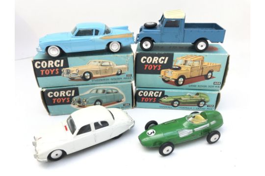 A Boxed Corgi Studebaker Golden Hawk #211. A Land - Image 1 of 3