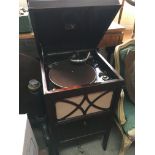 A HMV 145A mahogany Harrods 1926 gramophone cabine