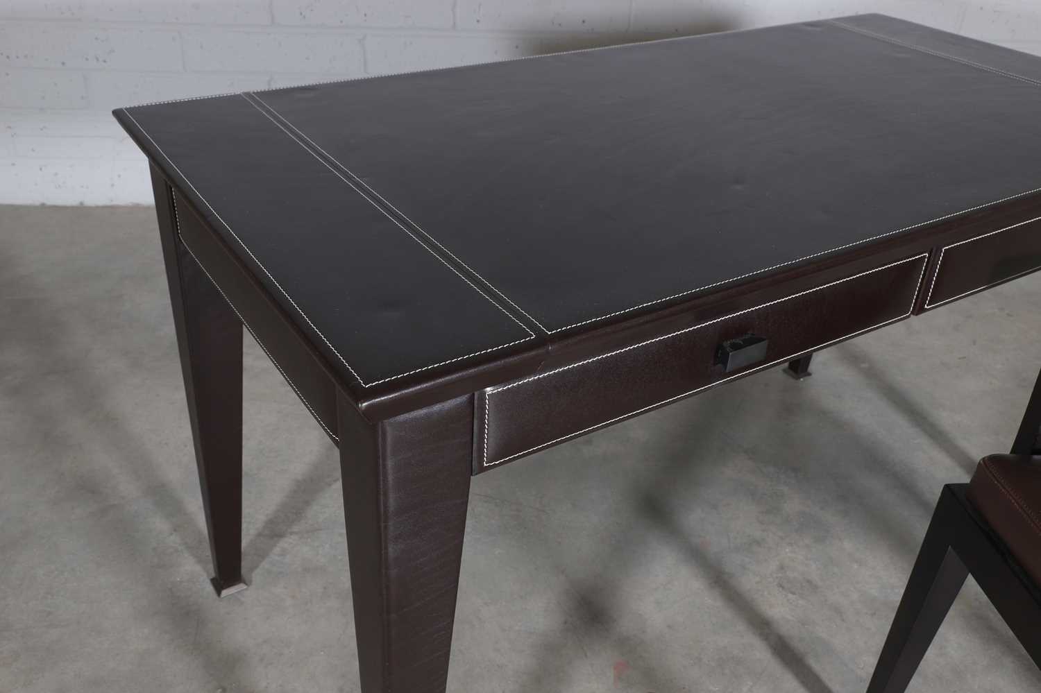 A contemporary leather writing desk, - Image 4 of 8