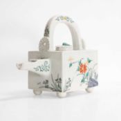 A Japanese Kakiemon-type tea kettle,