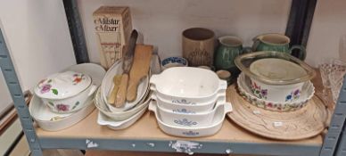 SELECTION OF VARIOUS PORCELAIN INCLUDING DENBY JUGS,