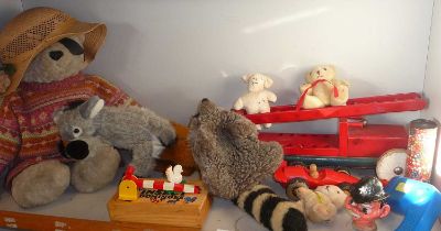 Assorted soft toys and others
