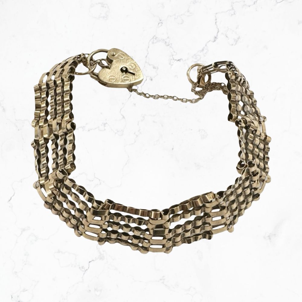 Auction of Antiques, Collectables & Furnishings including the BBC's Travelling Auctioneers