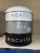 A 3 piece stacking cake/biscuit tin