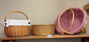 2 new wicker baskets