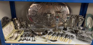 A good lot of silver plate cutlery & commemorative spoons