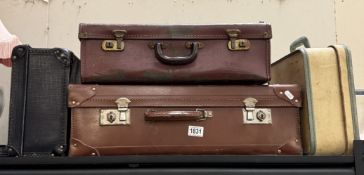 3 Vintage suitcases & A vanity case