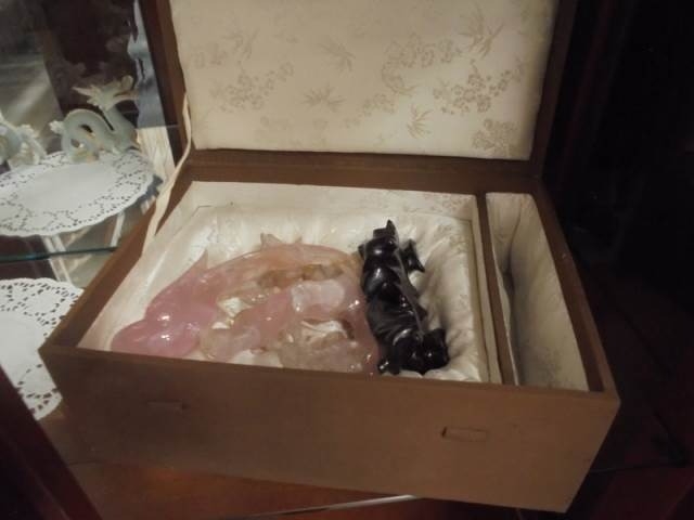 Two shelves of assorted ceramics. - Image 4 of 4