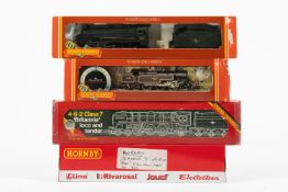 4 Hornby OO locomotives. (R.257) Southern Schools class 4-4-0 tender locomotive 