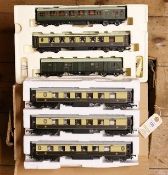 9 Hornby Passenger Coaches etc. 5 Pullman Cars: 2x 'Ibis', 'Juana', 'Zena', 'Evadne'. 2x Southern