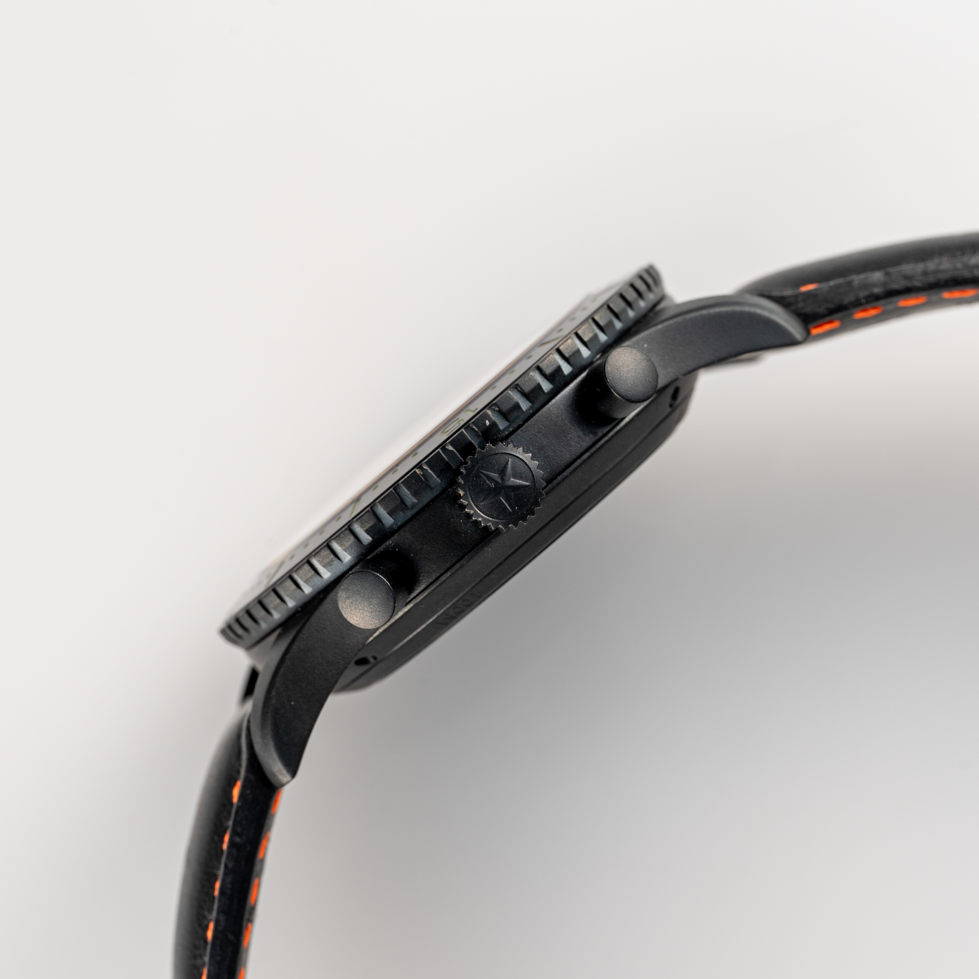 A RARE GENTLEMAN'S SIZE PVD COATED STAINLESS STEEL BAMFORD X BLACK BADGER ZENITH CHRONOMETRO TIPO CP - Image 6 of 8