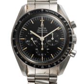 A GENTLEMAN'S SIZE STAINLESS STEEL OMEGA SPEEDMASTER PROFESSIONAL CHRONOGRAPH BRACELET WATCH CIRCA