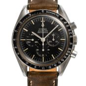 A GENTLEMAN'S SIZE STAINLESS STEEL OMEGA SPEEDMASTER PROFESSIONAL CHRONOGRAPH WRIST WATCH CIRCA
