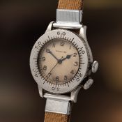 A RARE GENTLEMAN'S SIZE STAINLESS STEEL BRITISH MILITARY RAF LONGINES WEEMS AIR MINISTRY PILOTS