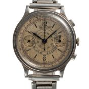 A GENTLEMAN'S LARGE SIZE STAINLESS STEEL EBERHARD & CO EXTRA FORT CHRONOGRAPH BRACELET WATCH CIRCA