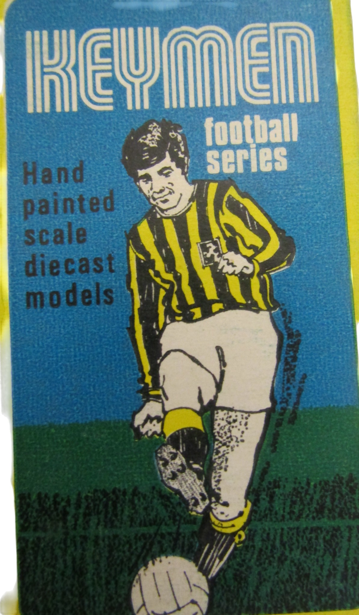 Keymen A collection of nine vintage Keymen football players of the Bobby ...