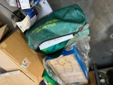 LOT/ASSORTED DECORATIVE WOODEN MAPLE LEAF SIGNS, PLASTIC DISPLAY SIGN COVERS, + OTHER MISC ITEMS