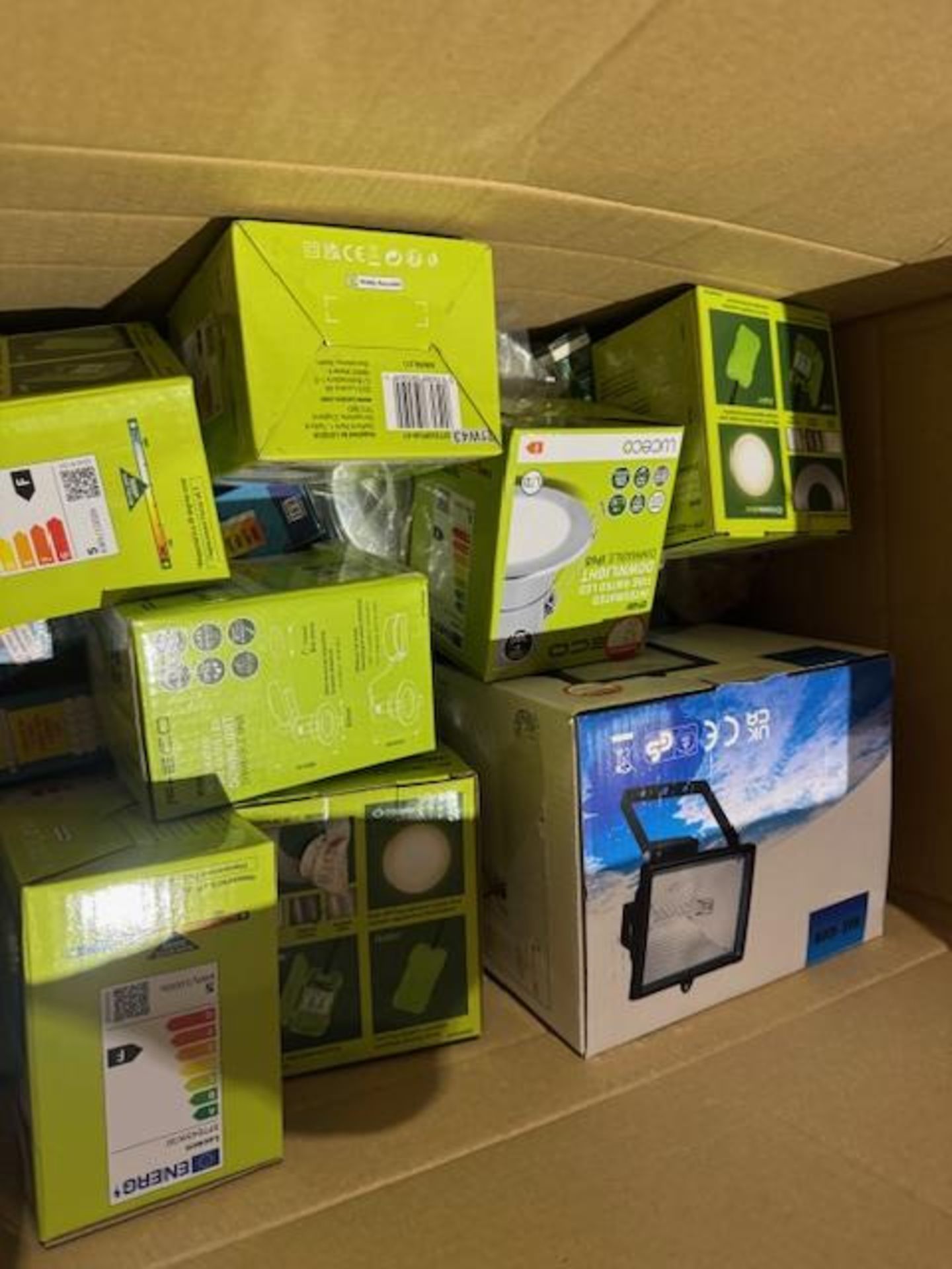 50 PIECES OF BRAND NEW BRANDED LIGHTING AND ELECTRICAL LOT (COULD INCLUDE BULBS, FITTINGS, SIGNS, - Image 4 of 12