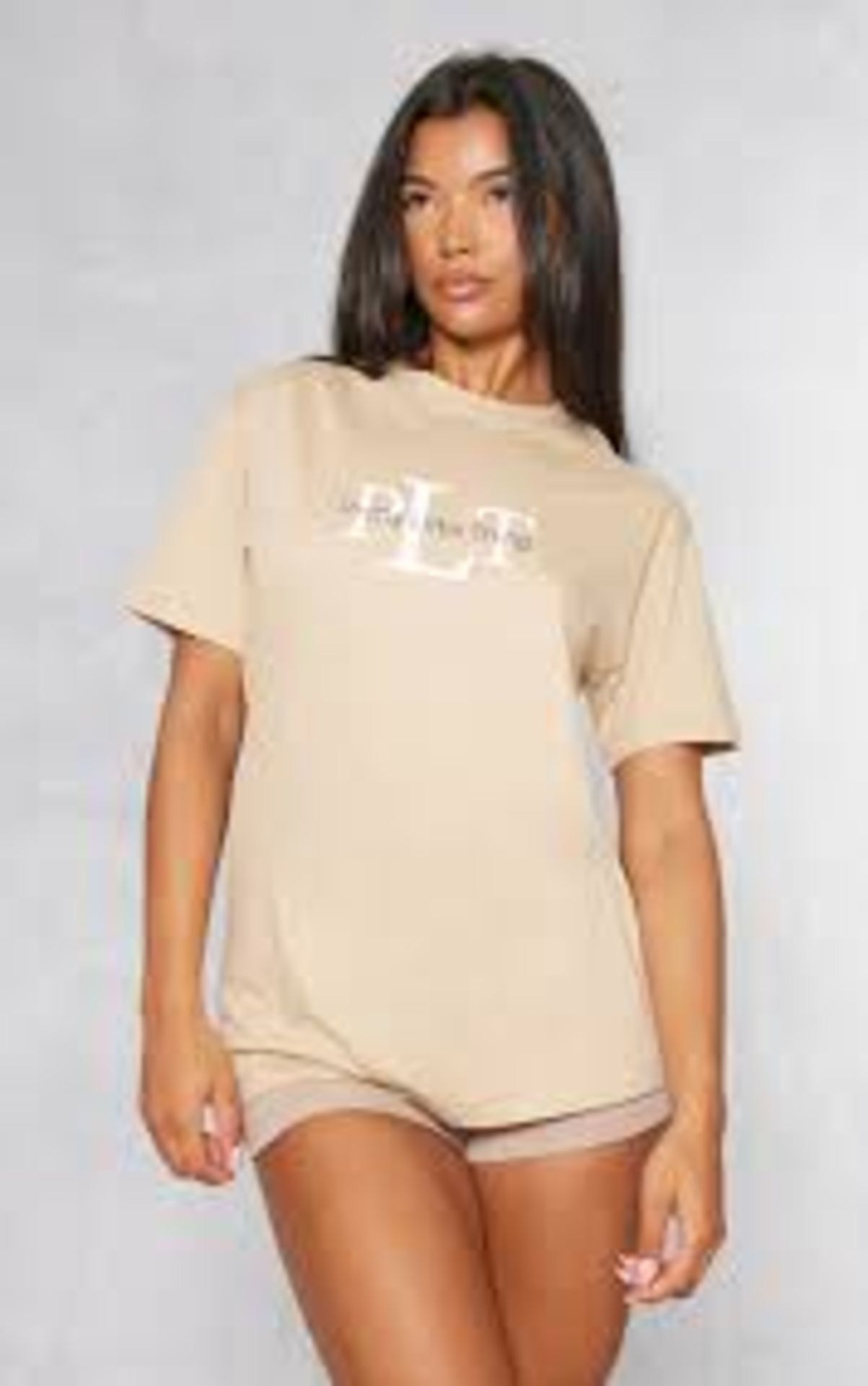 250 X BRAND NEW PIECES OF BRANDED WOMENS CLOTHING IN VARIOUS DESIGNS AND SIZES INCLUDING - Image 5 of 16