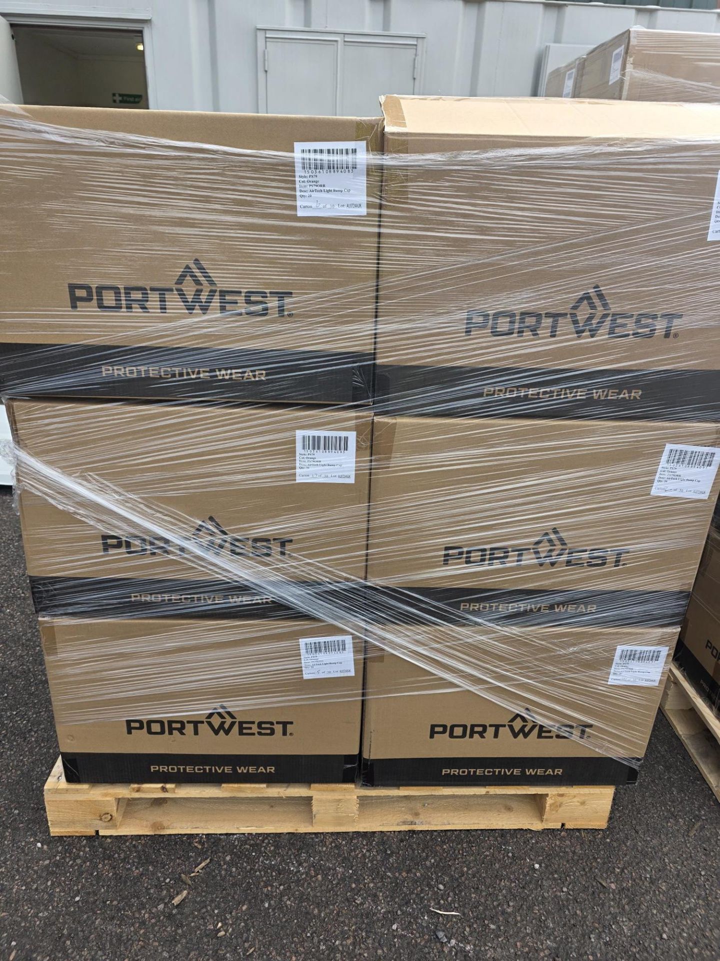 Pallet to Contain 240 x New & Packaged Portwest PS79 AirTech Light Bump Cap (LOCATION: 2.4; 2.7) - Image 4 of 6