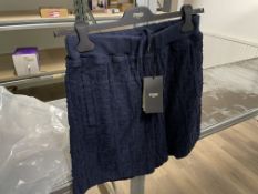 BRAND NEW FENDI BERMUDA V SPONGE FF KARLIG NAVY BLUE SHORTS SIZE MEDIUM RRP £615 (LOC: s/r-bb1100)